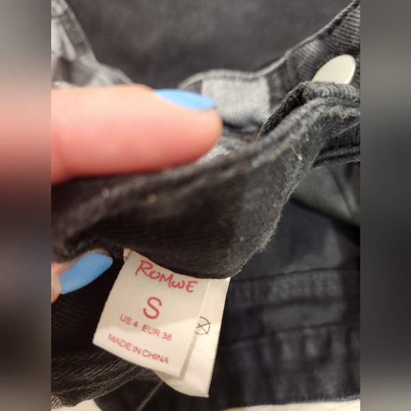 Romwe Checkered Black Denim Jigh Waisted Shorts Size 4 - Picture 7 of 7